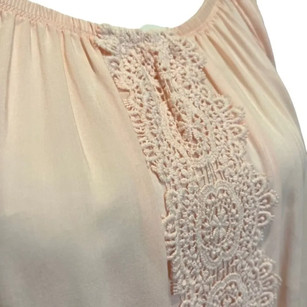 Fever Blush Tunic with Lace Accents - Picture 4 of 10